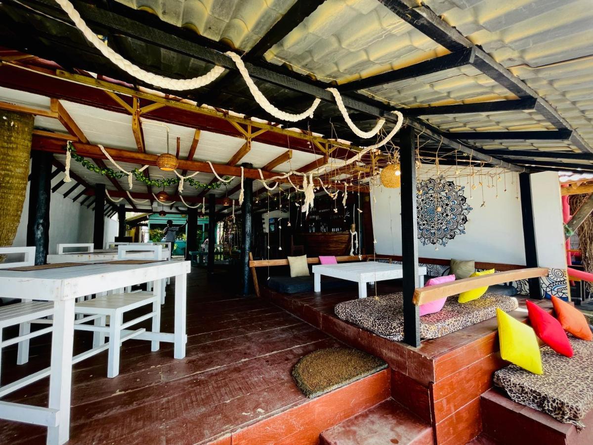 Miracles Beach Galle Exterior photo